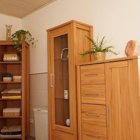 Appartamento Grosse Helle Mit Balkon, Ruhig Gelegen Mit Guter Verkehrsanbindung